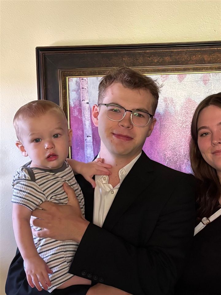 Thomas Poteet with family
